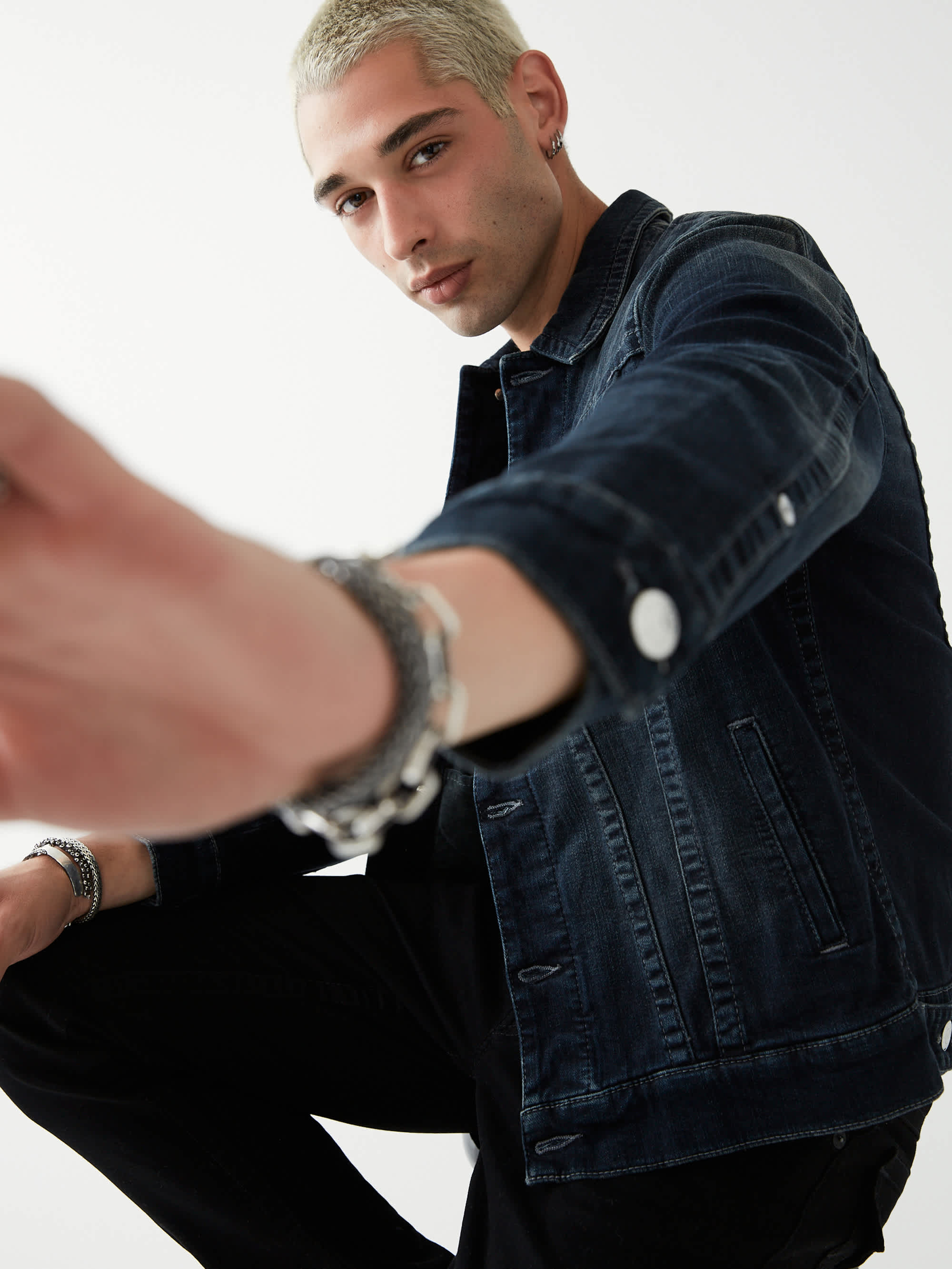 DENIM JACKET