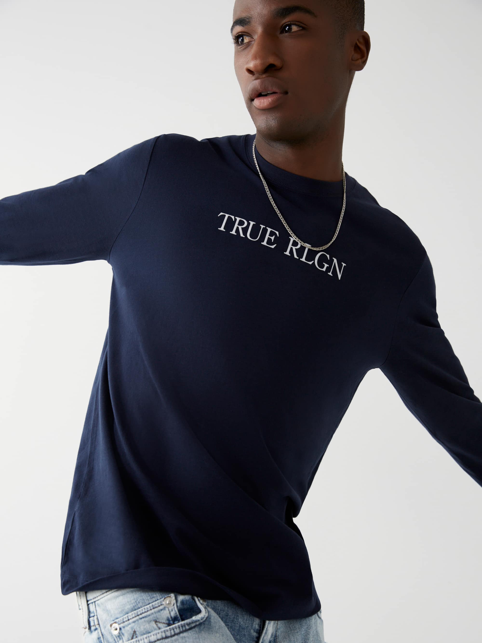 LONG SLEEVE LOGO TEE