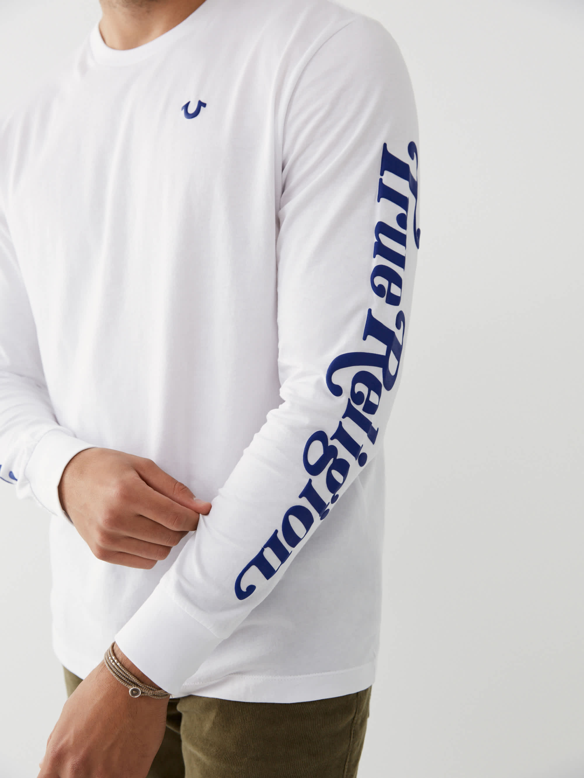 LONG SLEEVE LOGO TEE