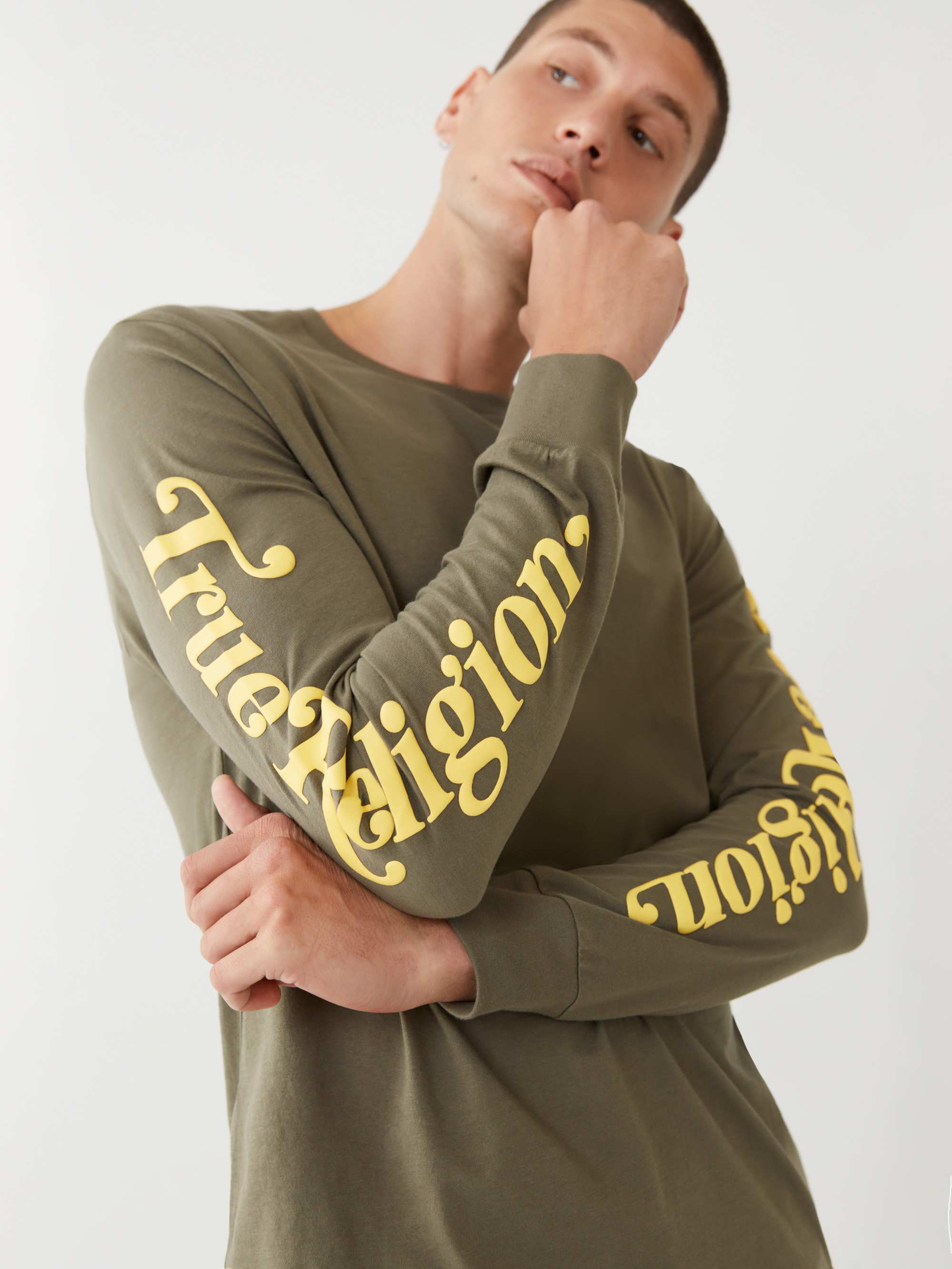 LONG SLEEVE LOGO TEE