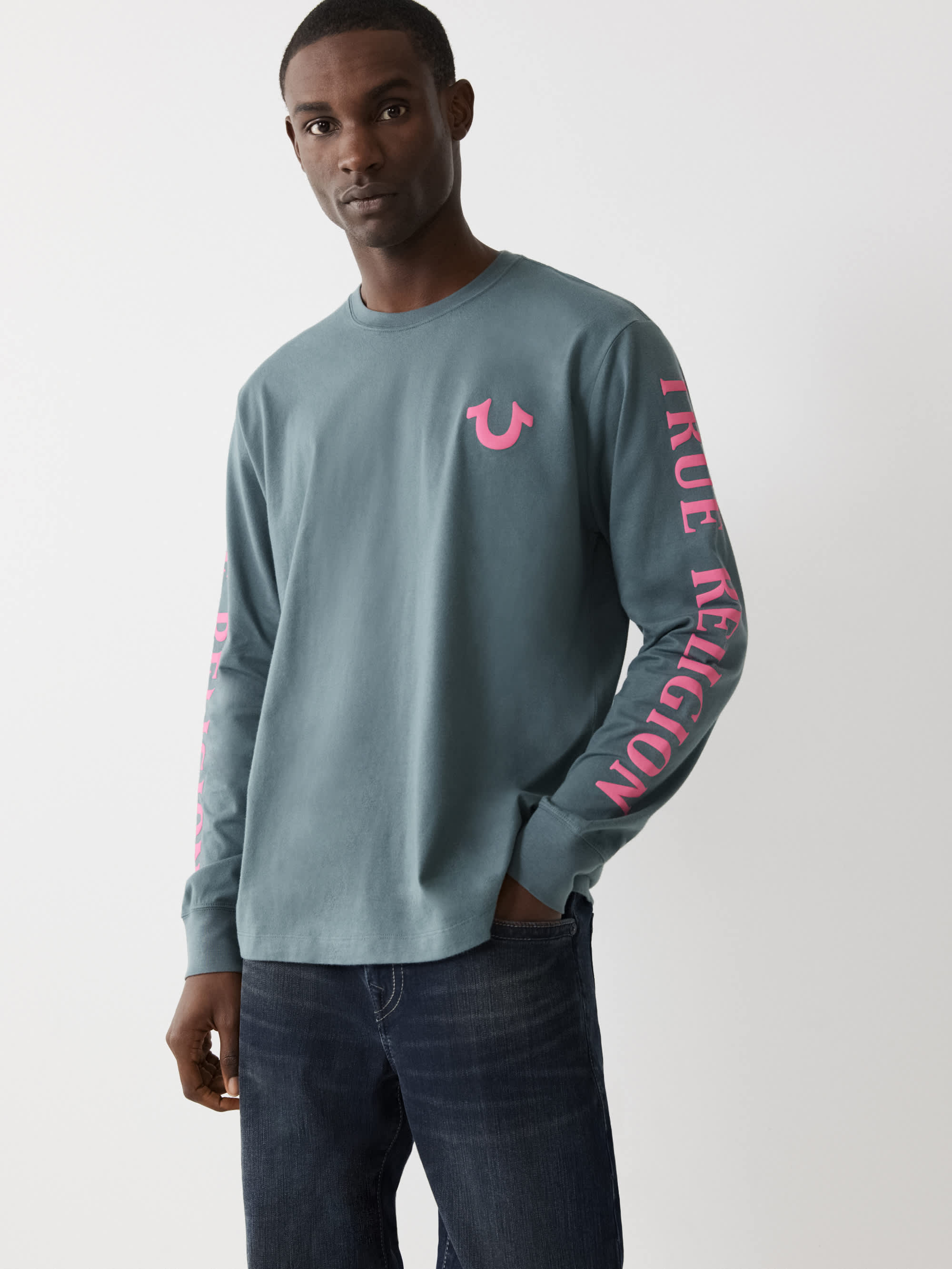 LONG SLEEVE LOGO RELAXED TEE