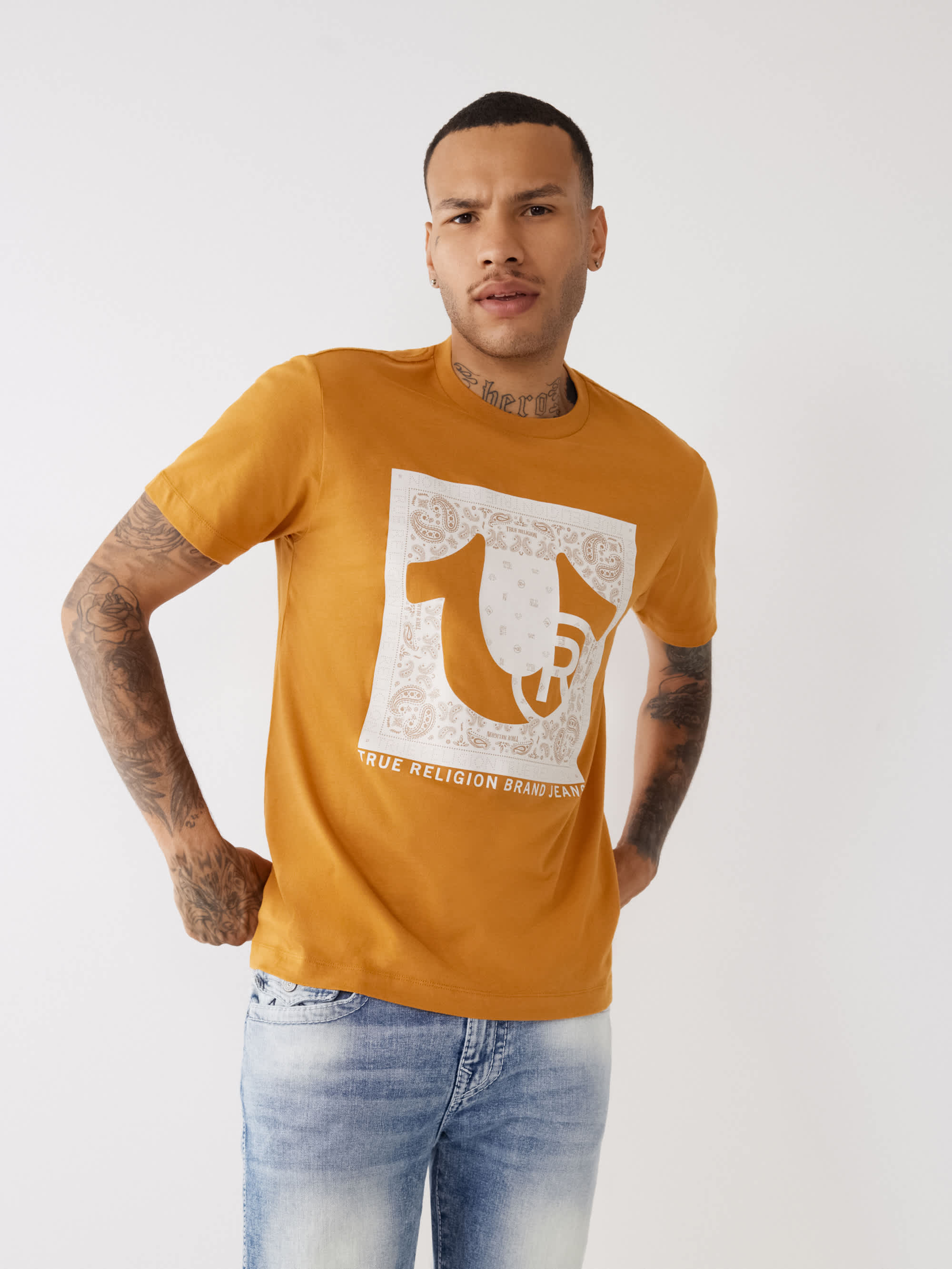 HORSESHOE LOGO TEE