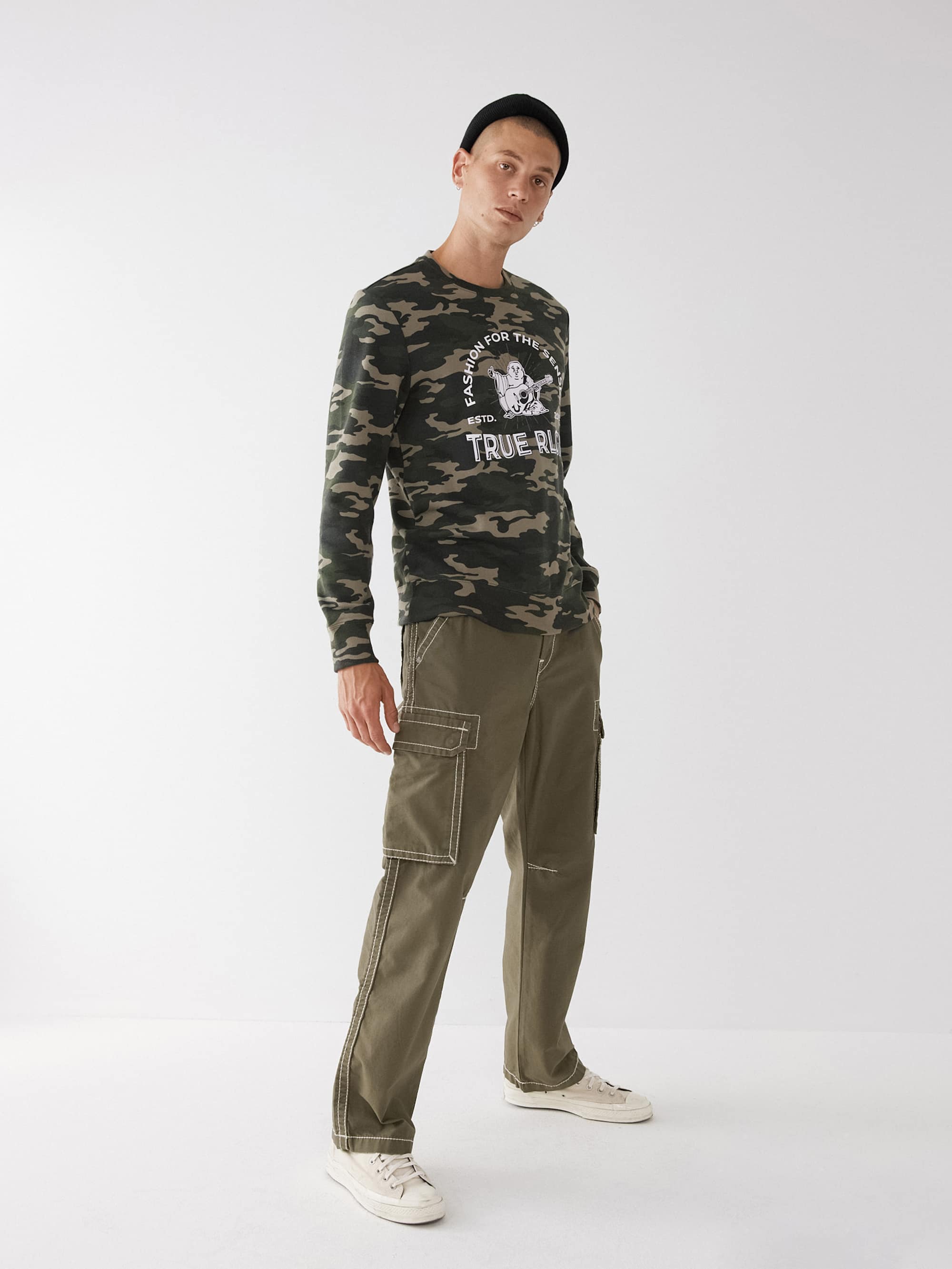 CAMO CREWNECK SWEATSHIRT