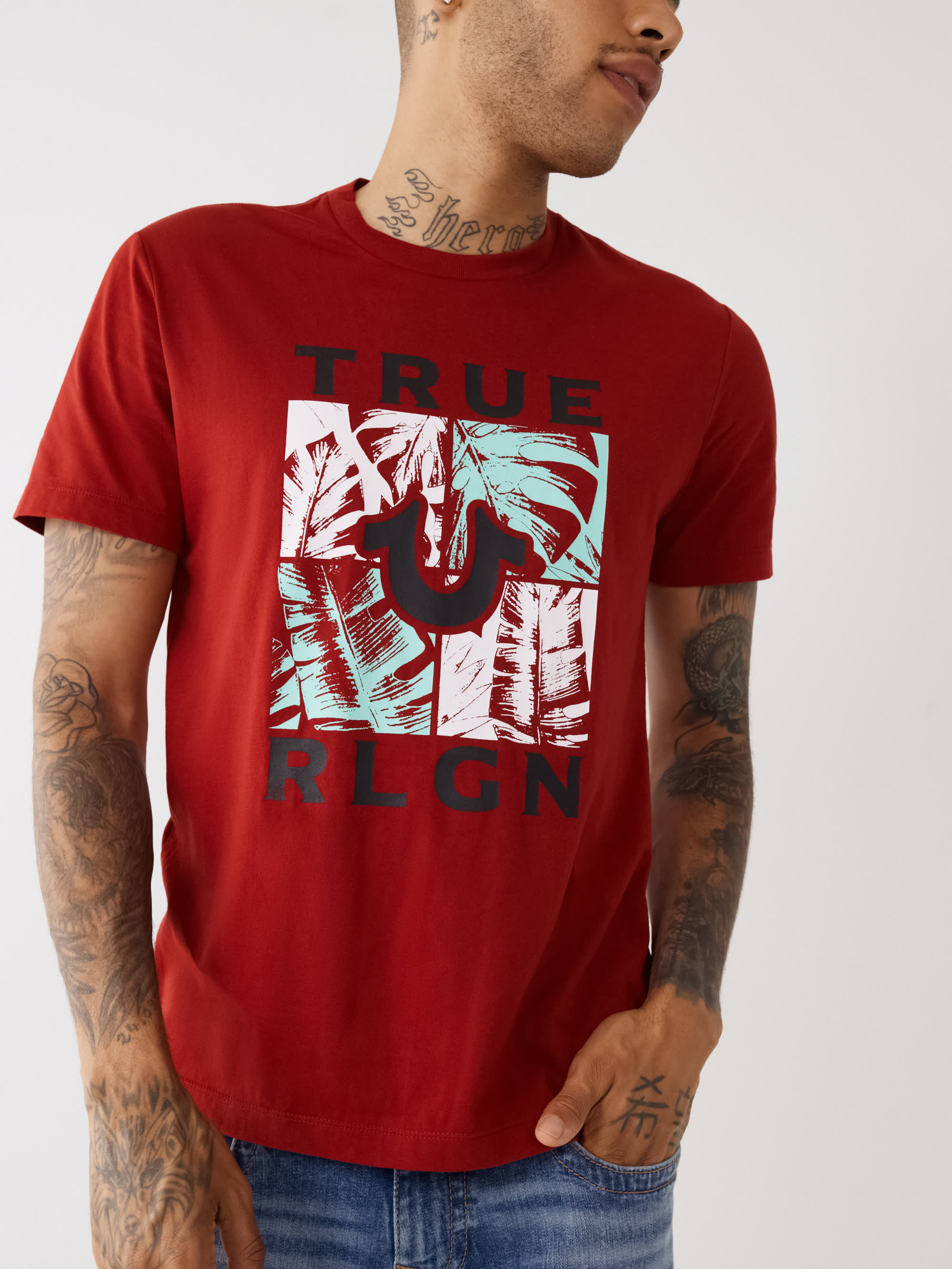 GRAPHIC LOGO TEE