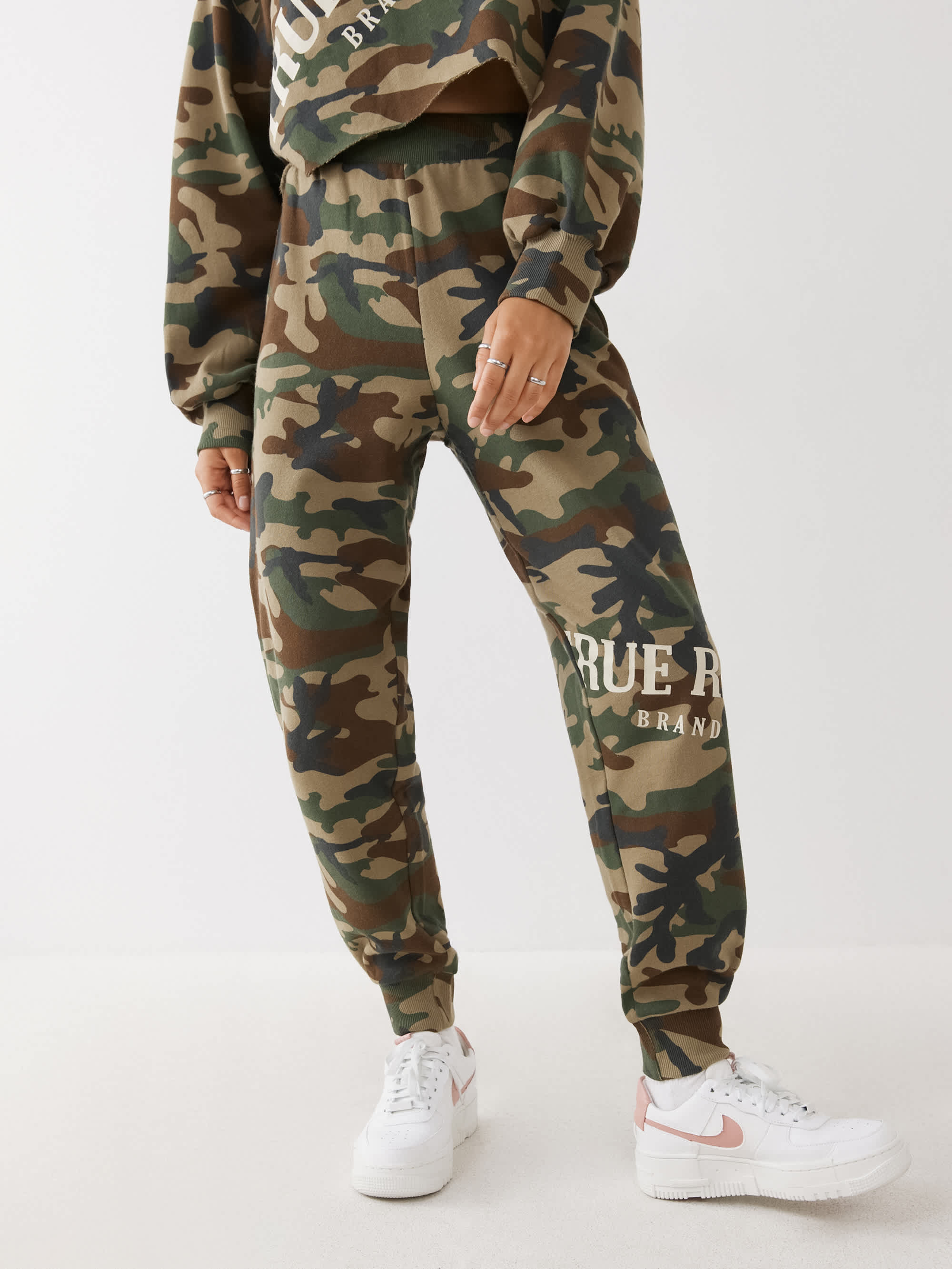 CAMO HIGH RISE LOGO JOGGER