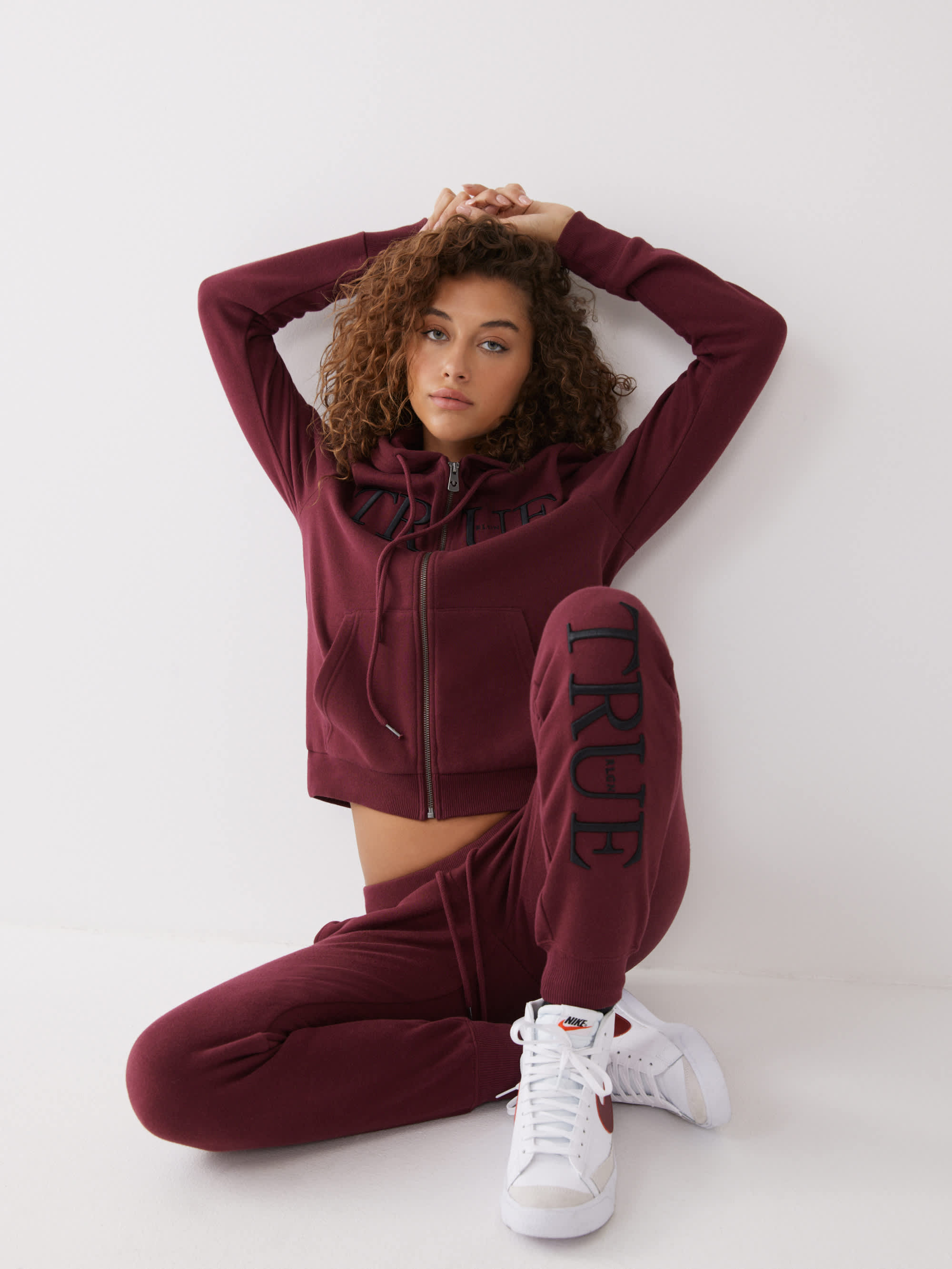 TRUE LOGO ZIP HOODIE