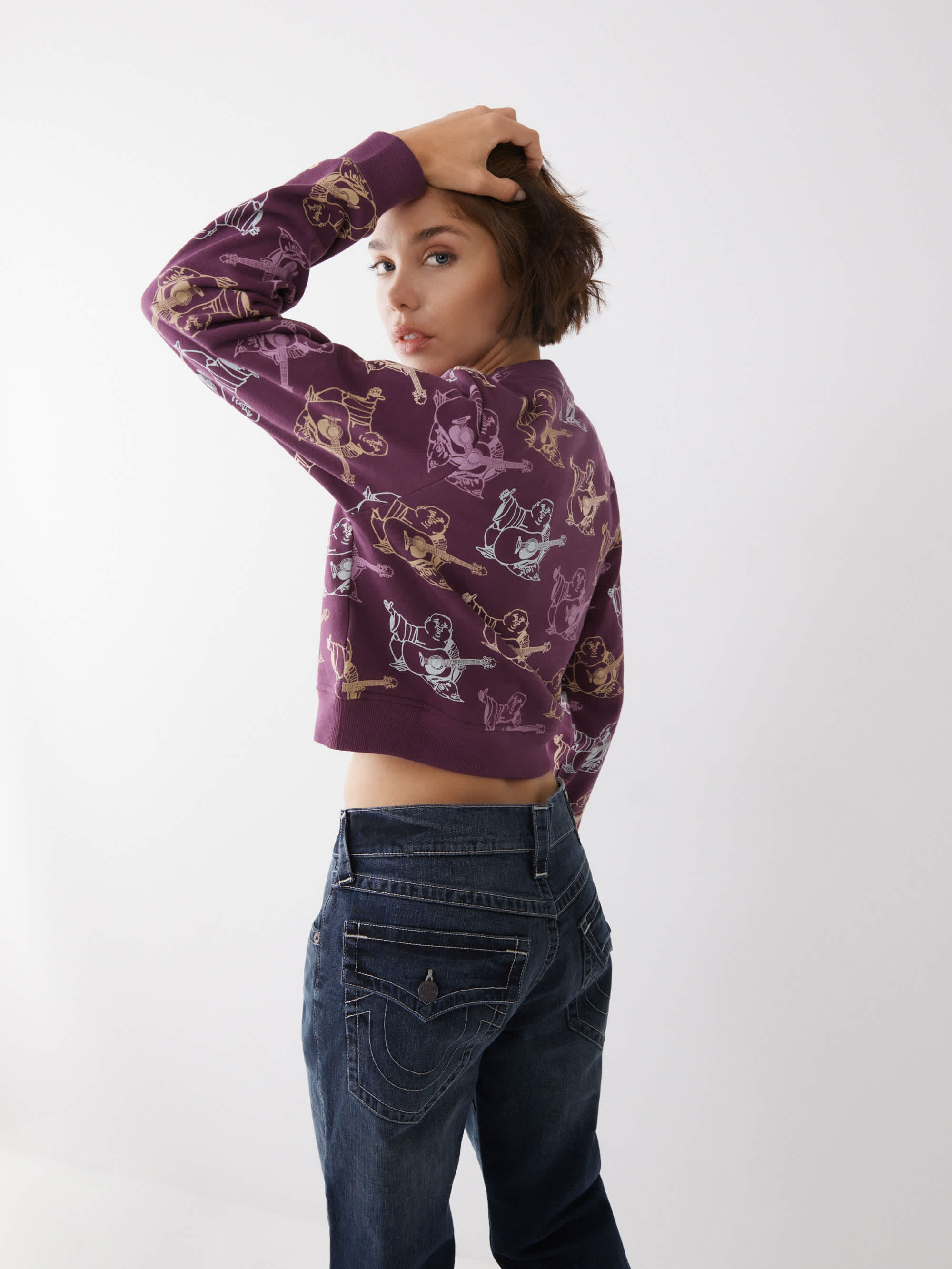 ALLOVER PRINT CROP SWEATSHIRT