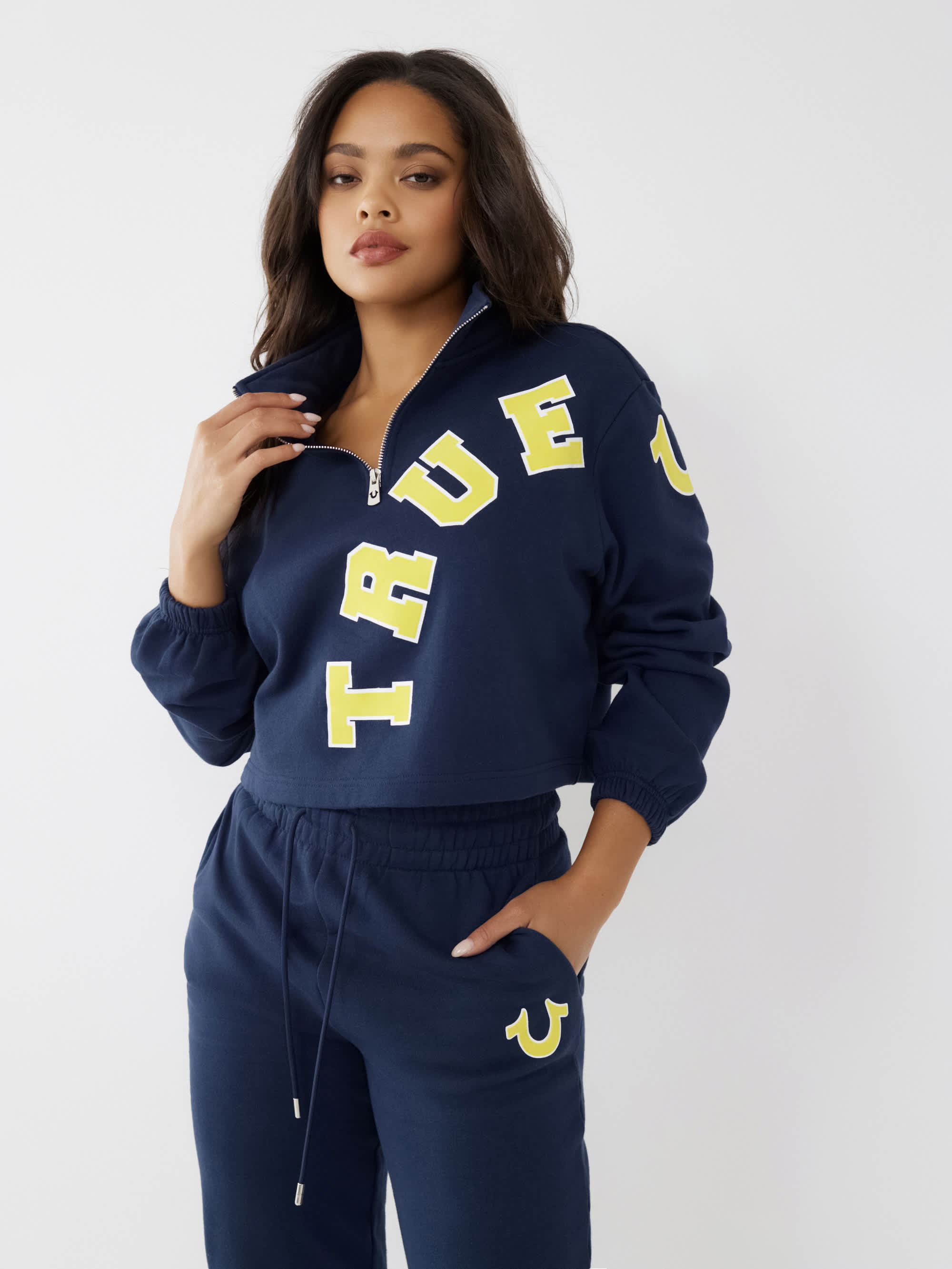 COLLEGIATE ZIP SWEATSHIRT