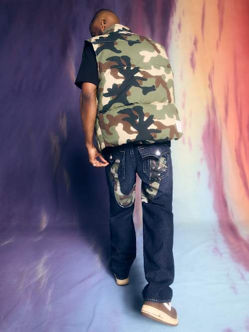 BOBBY CAMO HORSESHOE BAGGY JEAN 32”