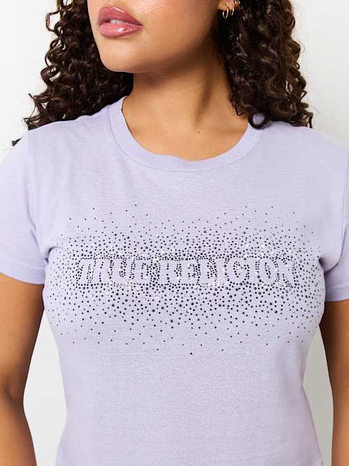 CAMISETA CON LOGOTIPO Y CRISTALES