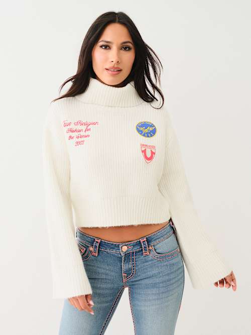PATCH EMBROIDERY TURTLENECK SWEATER