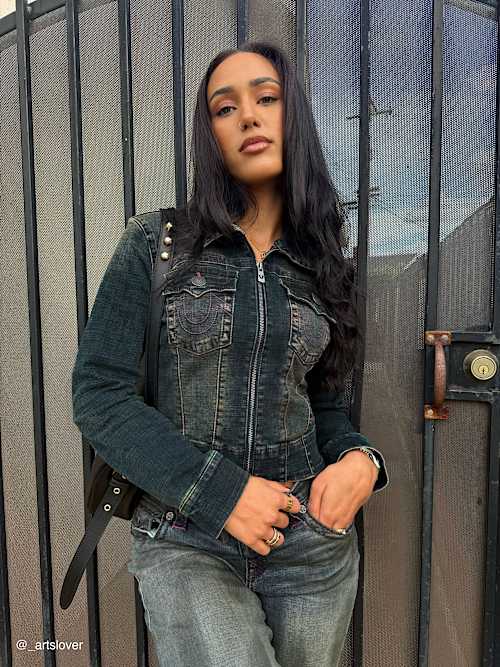 УЗКАЯ ДЖИНСОВАЯ КУРТКА НА МОЛНИИ