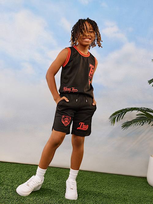 SHORTS DE MALLA CON LOGOTIPO PARA NIÑO