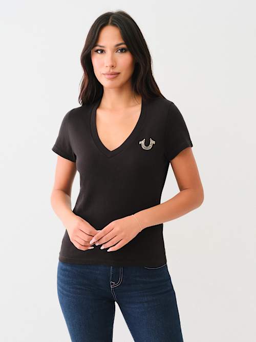 CRYSTAL HORSESHOE V NECK TEE
