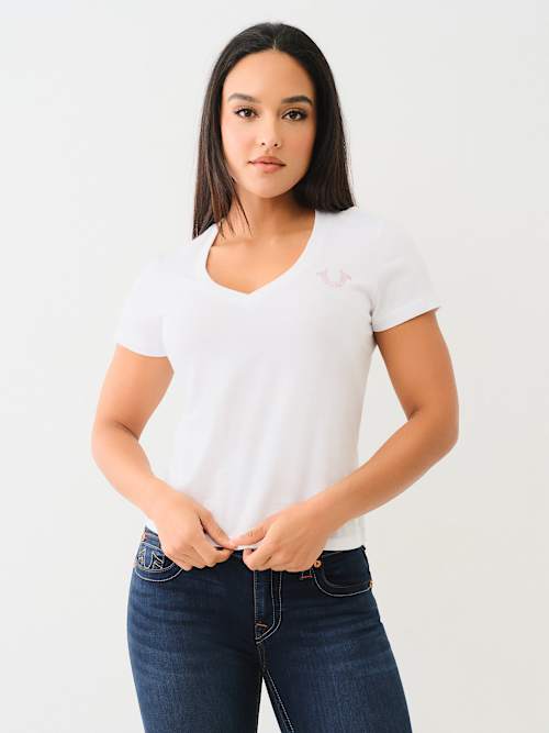 CRYSTAL HORSESHOE V NECK TEE