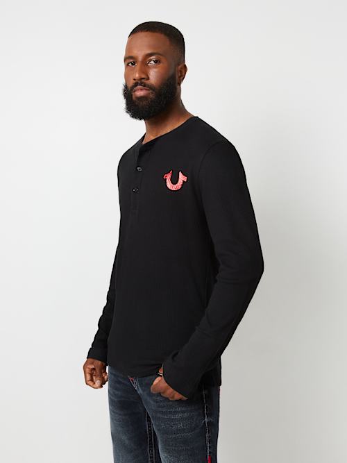LOGO LONG SLEEVE RIBBED HENLEY TEE