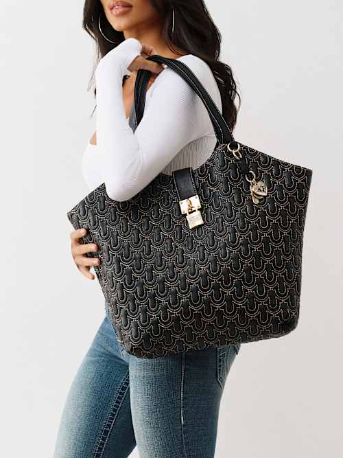 СТЕГАНАЯ СУМКА-ТАЛИСМАН В ВИДЕ ПОДКОВЫ