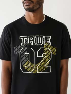 TRUE 02 LOGO TEE