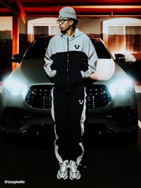 REFLECTIVE ZIP HOODED WINDBREAKER