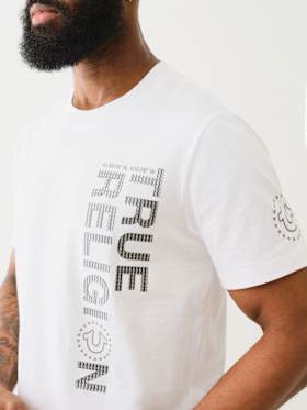 TEXTURED LOGO TEE