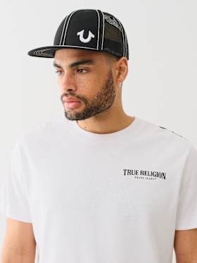 FLAT BRIM HORSESHOE TRUCKER HAT