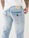 JEANS BILLY CON CORTE DE BOTA Y COSTURAS CON AGUJA SIMPLE