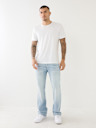 JEANS BILLY CON CORTE DE BOTA Y COSTURAS CON AGUJA SIMPLE