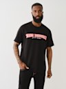 CROSS STITCH ARCHED LOGO TEE
