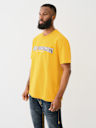 CROSS STITCH ARCHED LOGO TEE