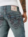 JEANS CORTE DE BOTA BILLY CON COSTURA SÚPER T