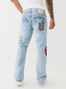 JEANS CORTE DE BOTA BILLY CON PARCHE DESTEÑIDOS