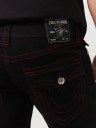 JEANS RECTOS RICKY CON COSTURA CON AGUJA SIMPLE Y SOLAPA