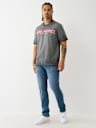 CAMISETA CON LOGOTIPO BORDADO