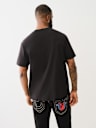 CAMISETA CON LOGOTIPO DE PLAYBOY X TRUE RELIGION