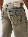 BOBBY BIG T DISTRESSED SHORT