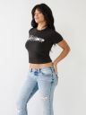 CAMISETA BABY CON DESTEÑIDO Y LOGOTIPO TRUE RELIGION