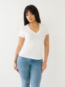 CAMISETA CON CUELLO EN V Y CRISTALES TRBJ