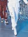 PANTALONES JOGGER AMPLIOS DE LA MARCA