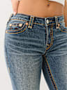 JEANS CORTE DE BOTA BECCA DE TIRO MEDIO Y SUPER T