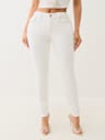 JENNIE MID RISE CURVY SKINNY JEAN