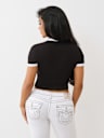 CAMISETA PEQUEÑA CON LOGOTIPO Y BORDE DE CRISTALES