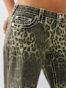 BOBBI LOW RISE CAMO BIG T BAGGY JEAN