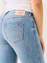 JEANS CORTE DE BOTA BECCA DE TIRO MEDIO