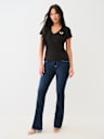 METALLIC SCRIPT LOGO V NECK TEE