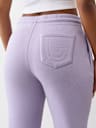 PANTALONES JOGGER CON HERRADURA DE CRISTALES