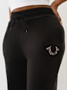 PANTALONES DEPORTIVOS CON PIERNAS RECTAS DE TERCIOPELO CON HERRADURA Y CRISTALES