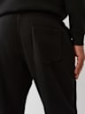 SCRIPT LOGO HORSESHOE JOGGER