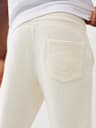 PANTALONES CON PIERNAS RECTAS CON LOGOTIPO