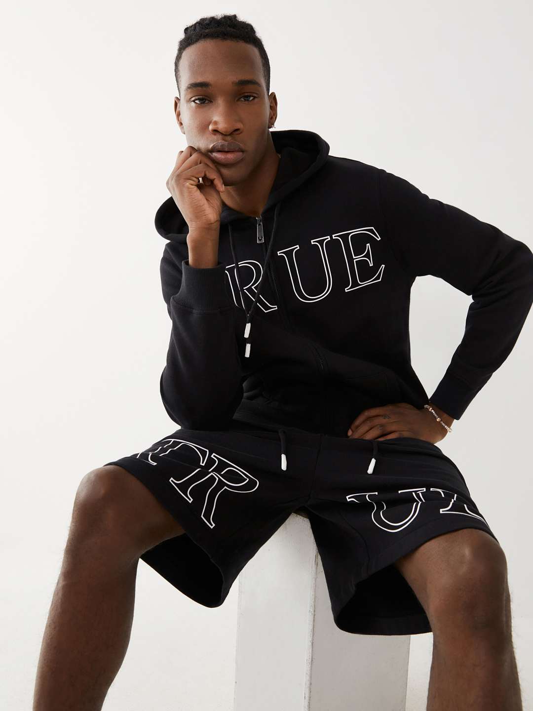TRUE SWEAT SHORT