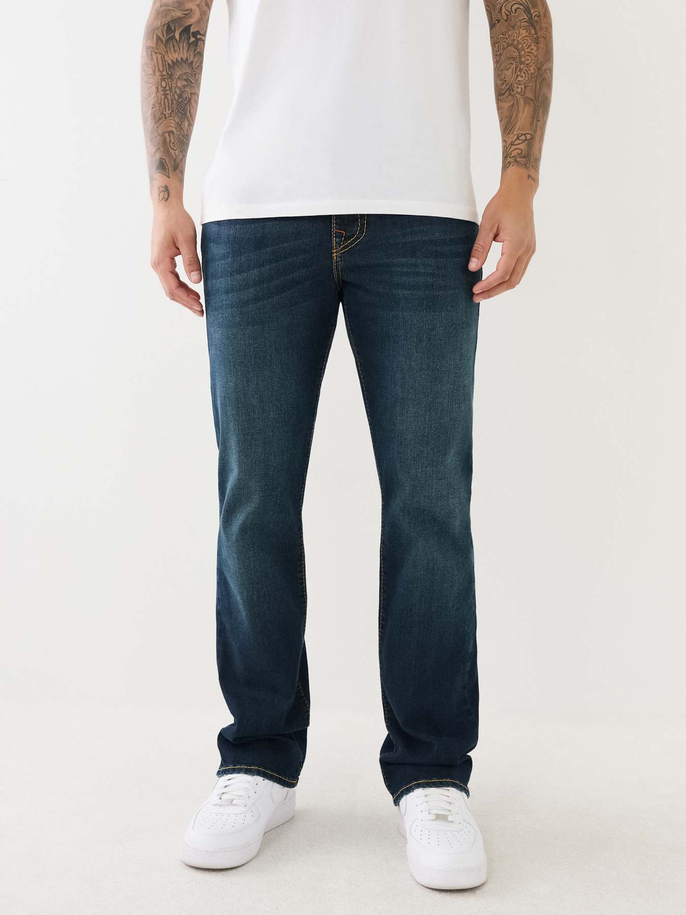 True Religion Ricky Super-T Regular Fit Straight Leg Comfort